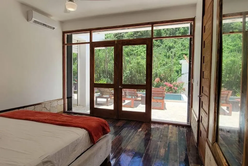 Jungle Rooftop Villa, Near Beach Samana Villa